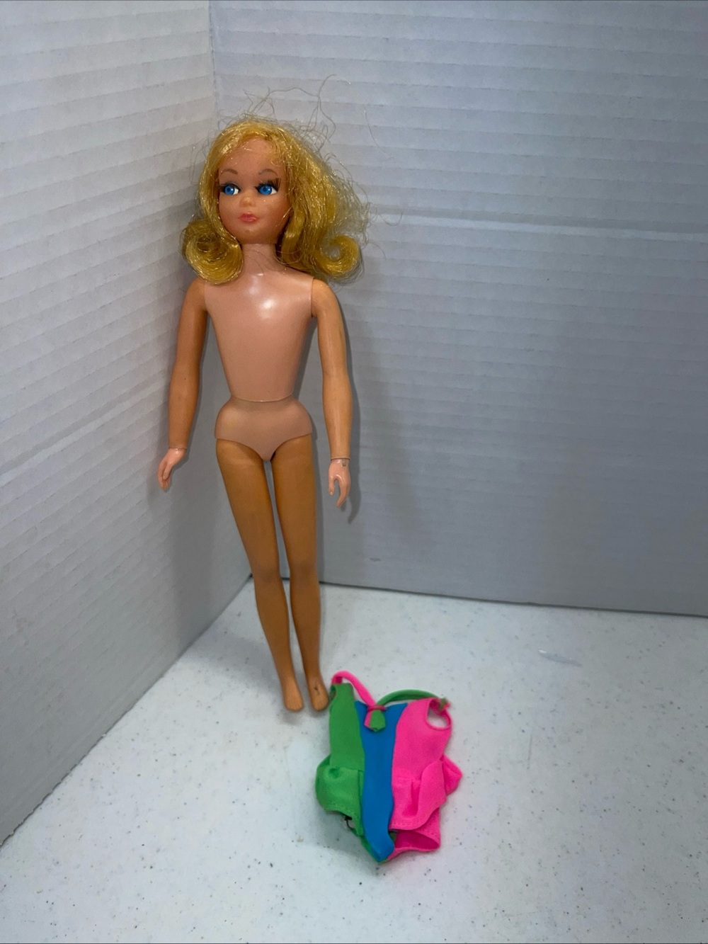 Vtg 1969 Barbie Dramatic New Living SKIPPER with her Original Swim Suit TAIWAN